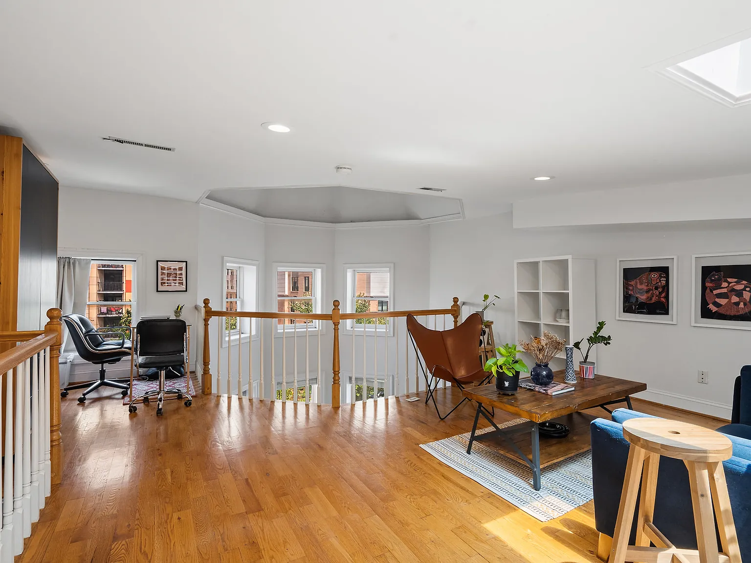1358 Girard Street NW — Photo 3