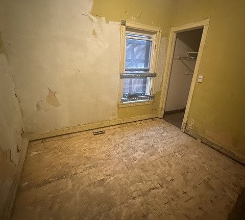 2nd image of 532 N Drake Ave