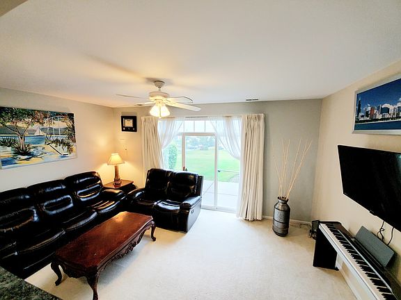 4th image of 2271 Flagstone Ln