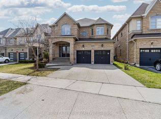 2340 Thruxton Dr, Oakville, ON L6H 0C5