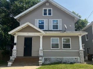 218 Waldo St, Rockford, IL 61102