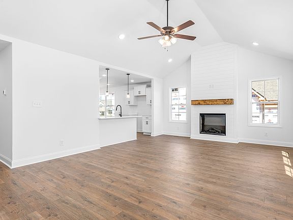 5th image of 1205 Elizabeth Ln Lot 119