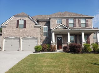 1560 Gallant Fox Ln, Suwanee, GA 30024