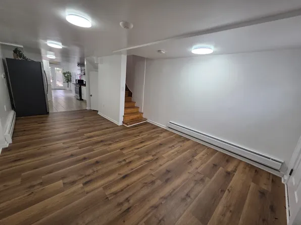 40 Van Reypen Street image 2 of 20