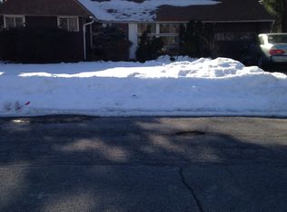 3 Ranch Pl, Merrick, NY 11566