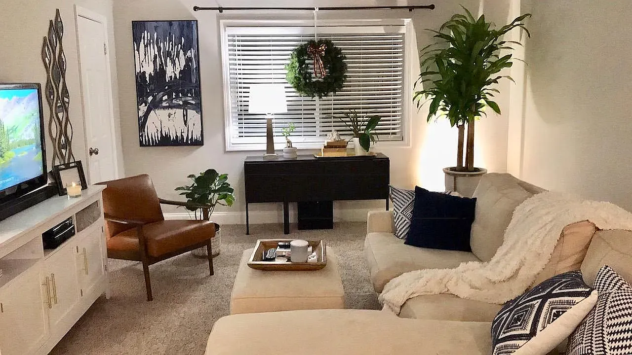 2 bed, 1000 sqft, $1,800 — Photo 2