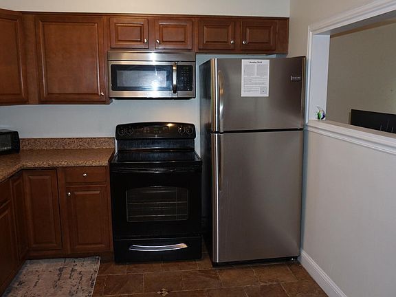 4th image of 801 69th St N