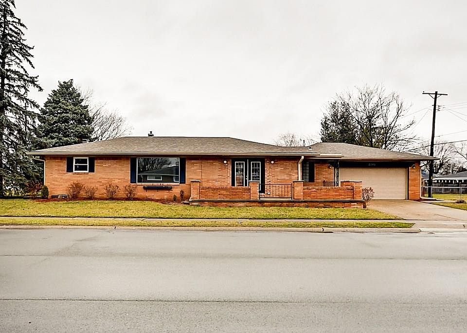 1st image of 2345 Winton Ave