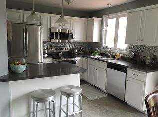 220 Lowden Point Rd, Rochester, NY 14612