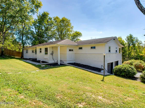 812 Sunset Dr, Kingston, TN 37763