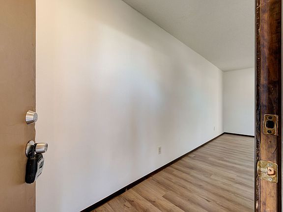 4th image of 928 SW 97th St #930