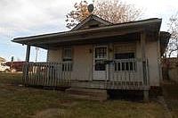 1st image of 610 E Van Buren St