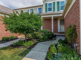 43580 Yorkville Dr #28, Canton, MI 48188
