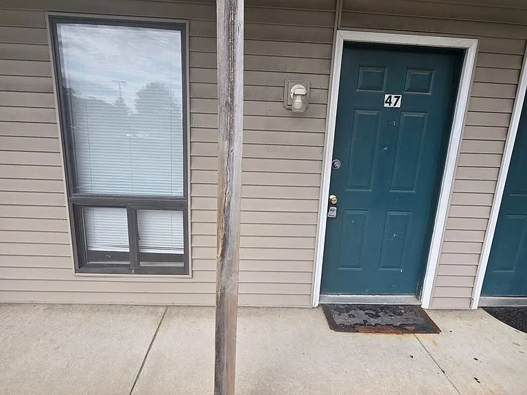 856 Highway D #49 — Photo 2
