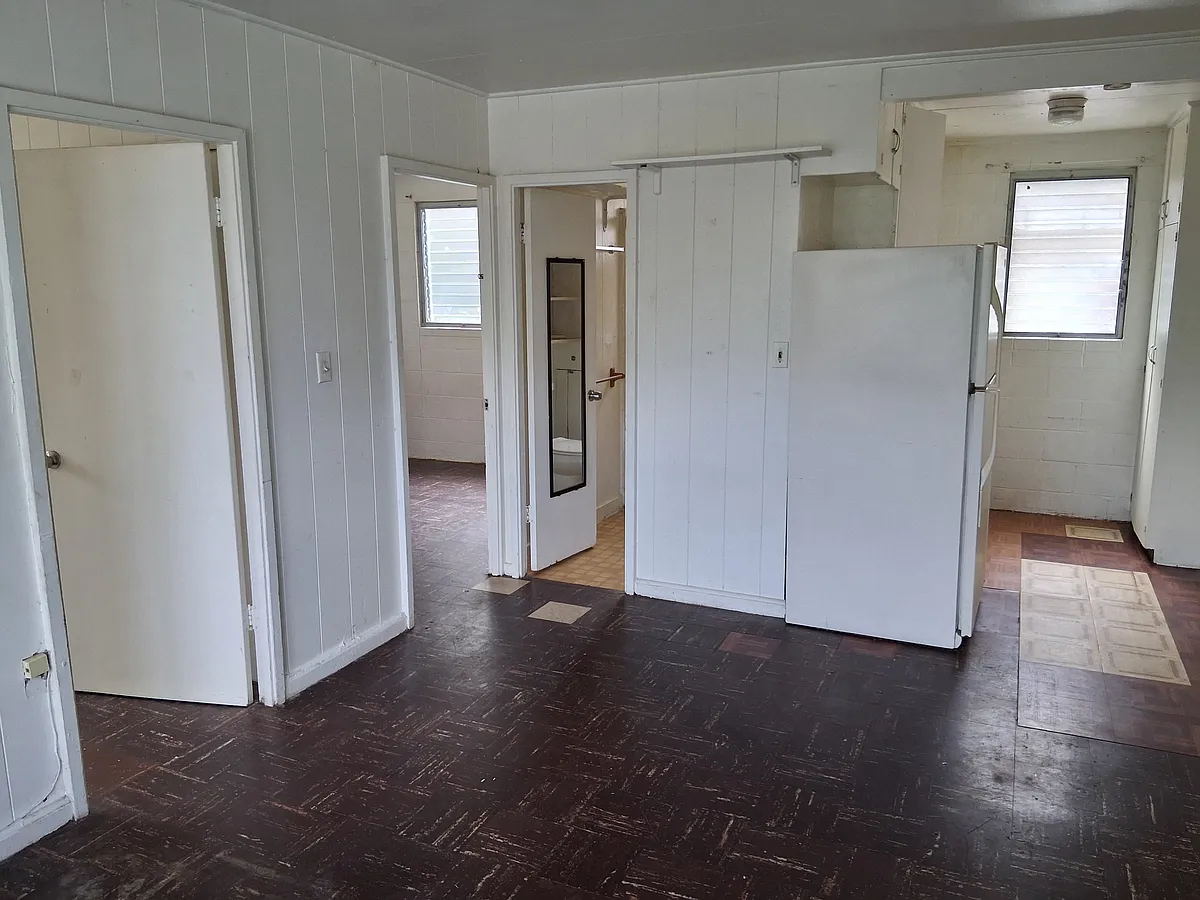 Building Photo - 94-203 Aniani Pl