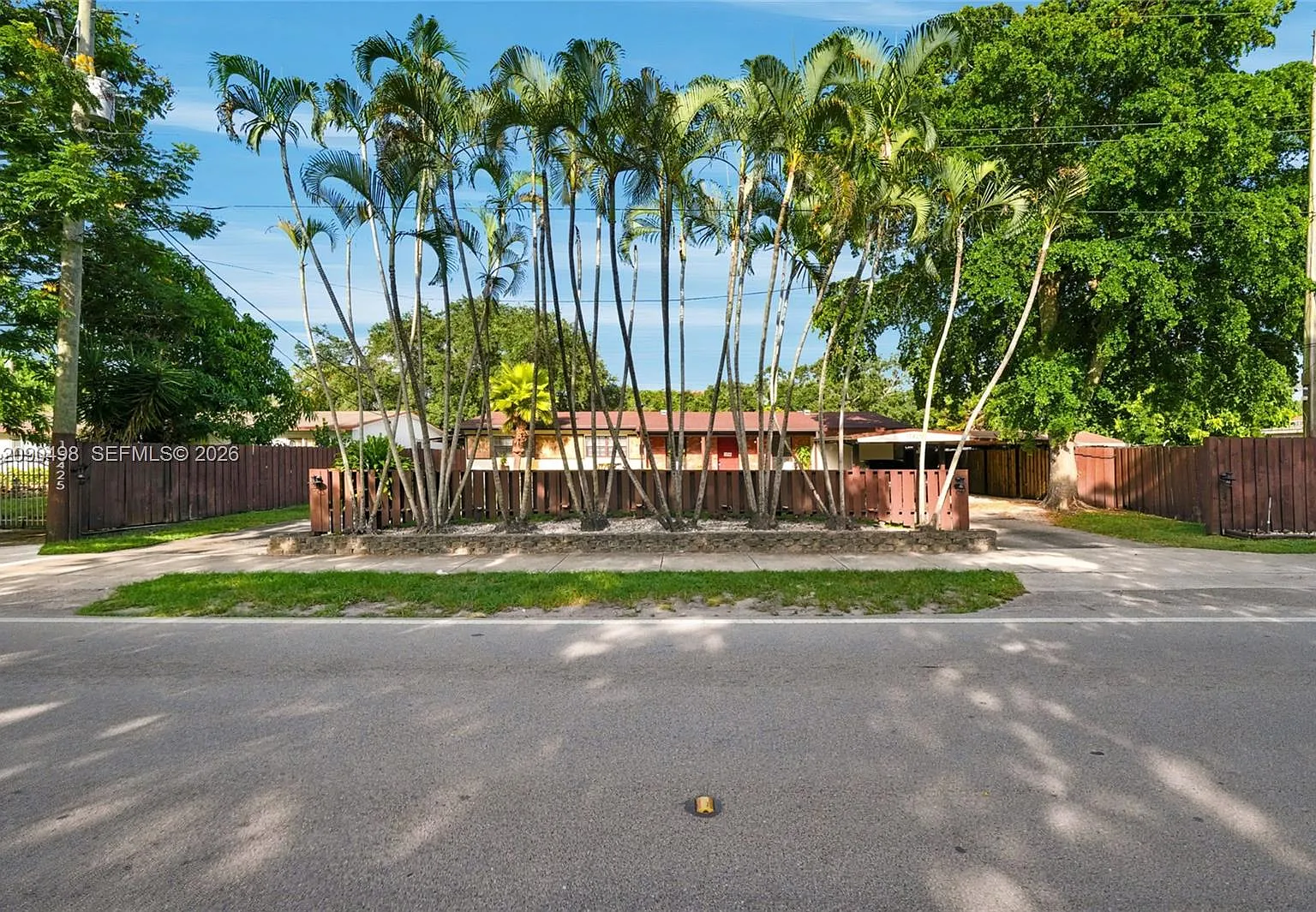 Bisc Gardens Sec A — Photo 2