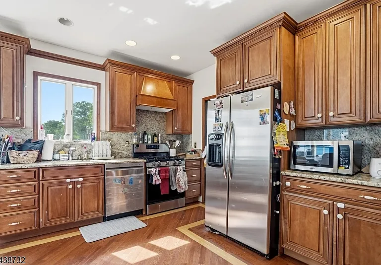 306 Walnut Ave — Photo 13