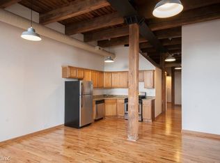 312 N May St APT 2L, Chicago, IL 60607