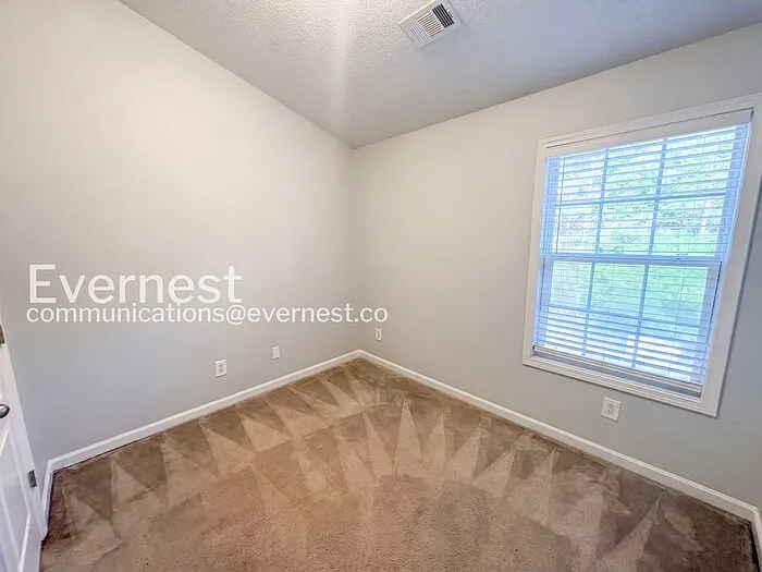 8643 Thomas Ln — Photo 13