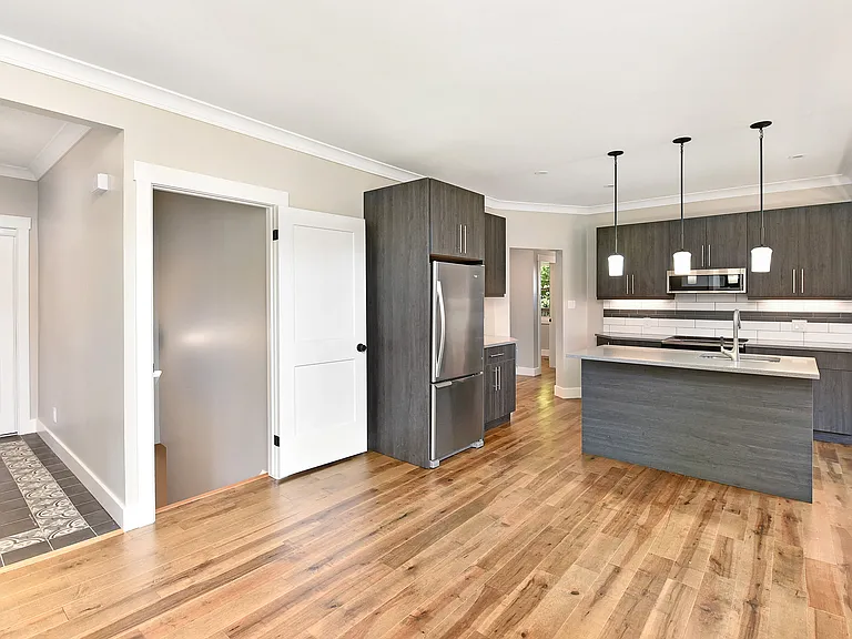 3222 Peter St #1 — Photo 14