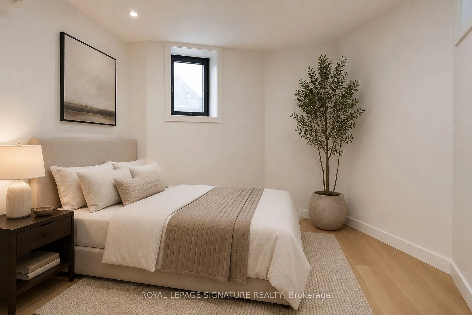390 Palmerston Blvd — Photo 3