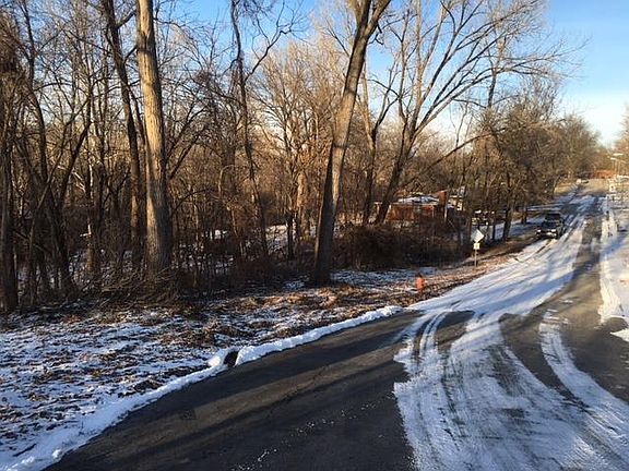 3rd image of 10 NW 62nd St