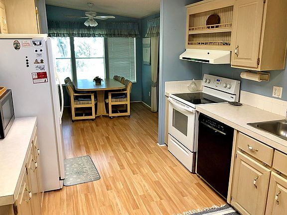 2nd image of 26267 Atlanta Dr #117