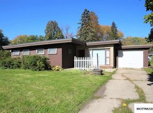 1726 4th St SW, Mason City, IA 50401