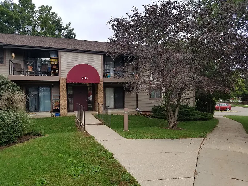 5313 Brody Dr #103
