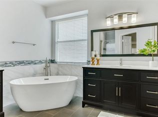 2837 Birmingham Dr, Grand Prairie, TX 75052