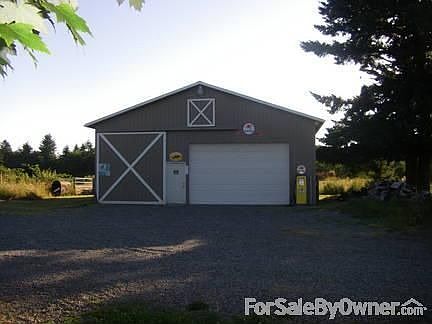 Front of large garage