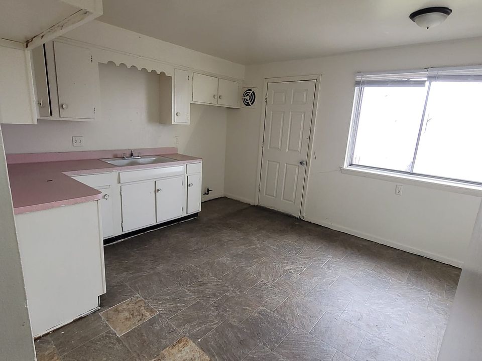 1st image of 8940 W Carmen Ave #4