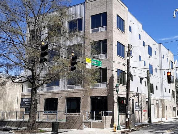 5th image of 885 Douglas St #201