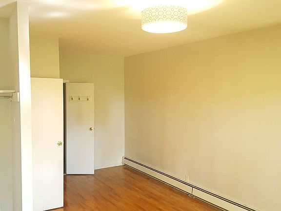 2nd image of 572 Union St APT 2B
