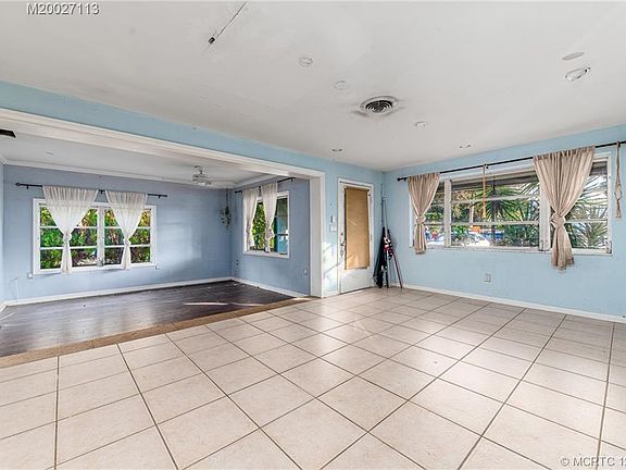 5th image of 2237 NE Patrician St