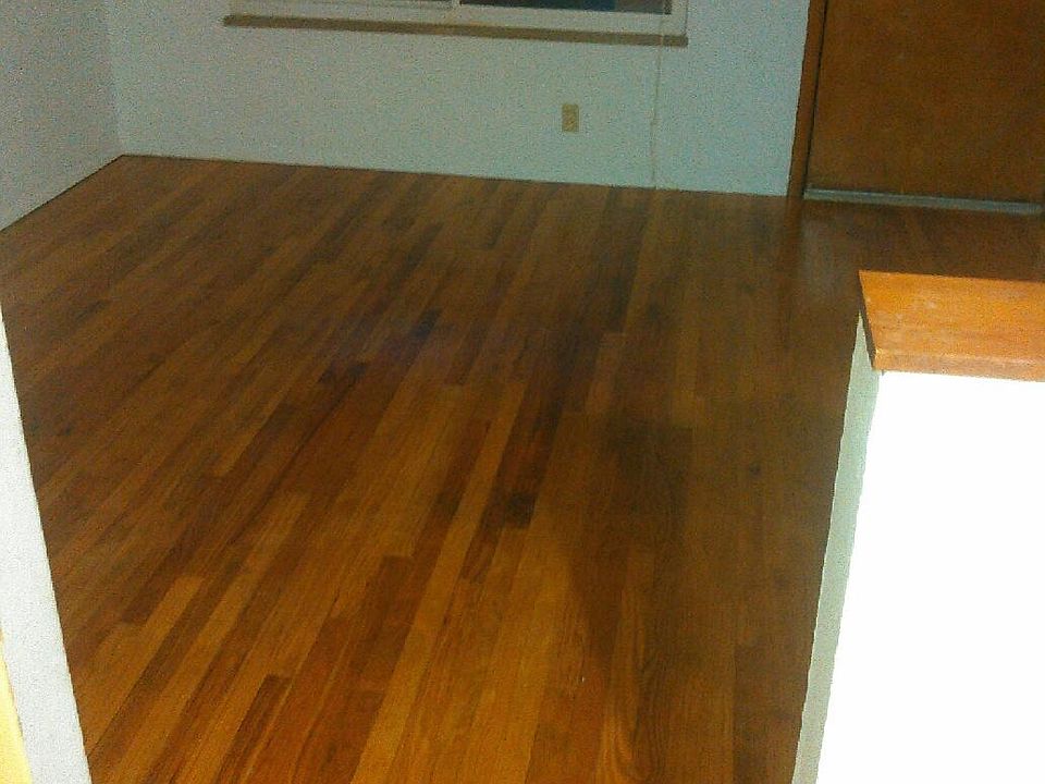 1st image of 2918 Ivanhoe Ave