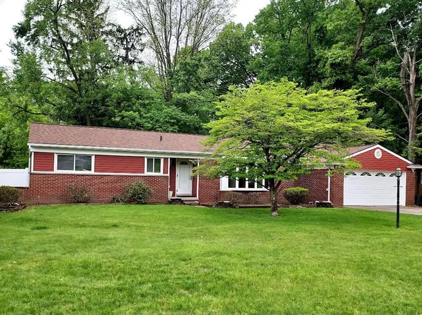 24781 Larkins St, Southfield, MI 48033