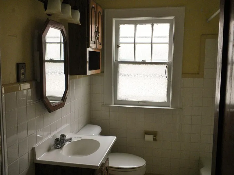 2345 Delor Ave — Photo 11