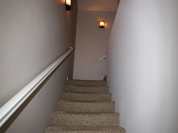 3rd image of 20563 Mountain Vista Dr