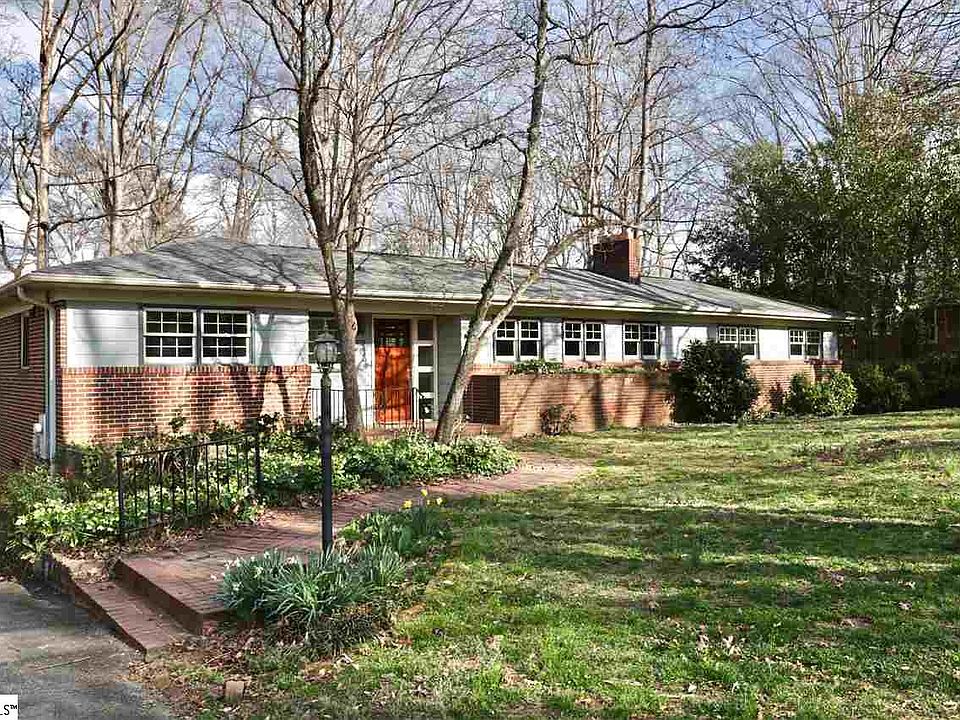 1st image of 206 McSwain Dr