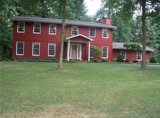 1041 Old Princeton Rd, New Castle, PA 16101