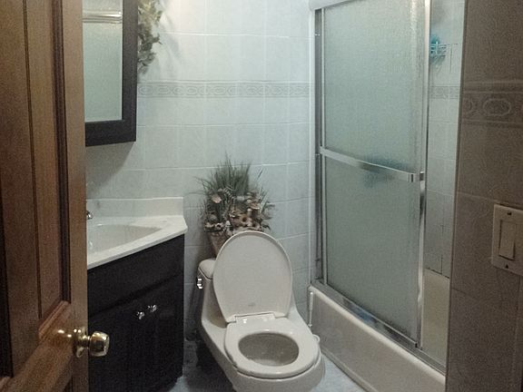 3rd image of 501 Schorr Drive