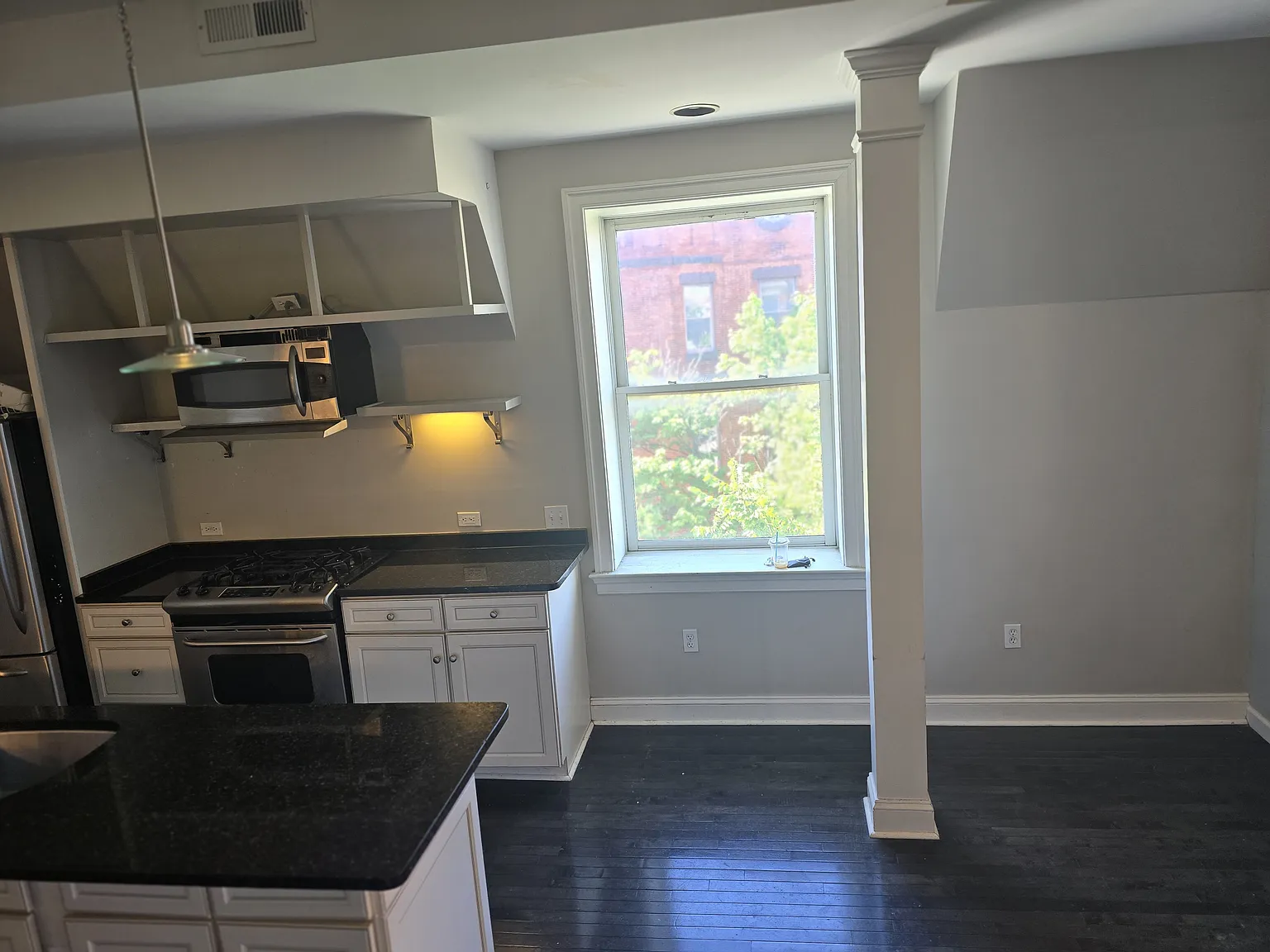 200 E Preston St — Photo 3