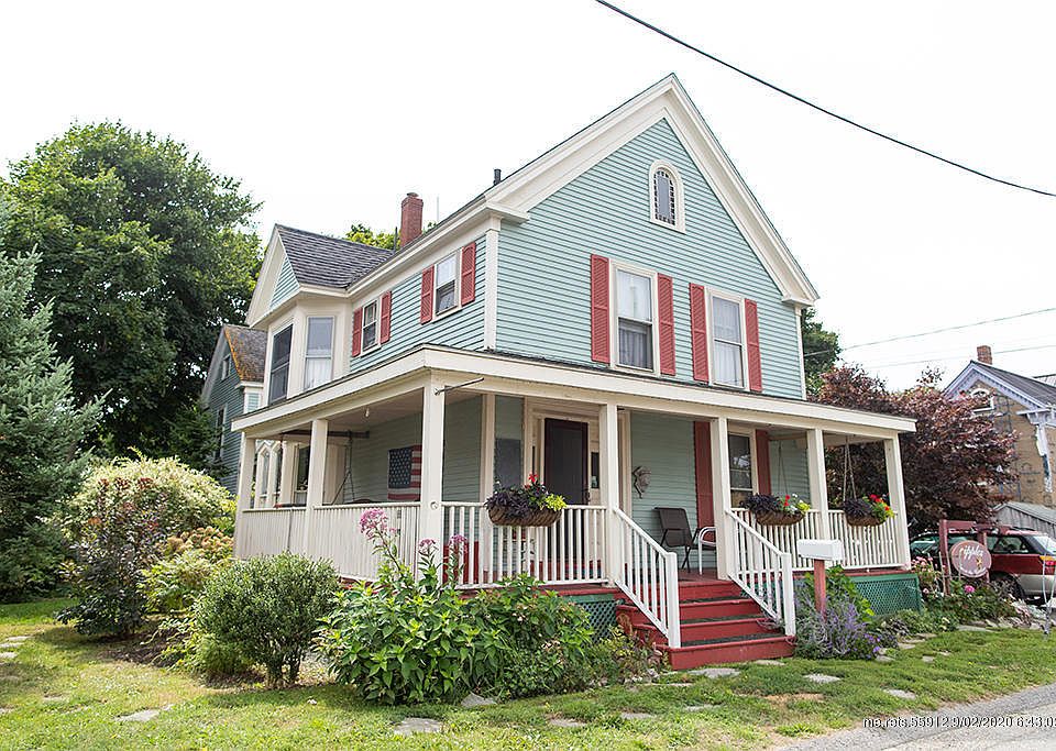 2nd image of 16 Pleasant St