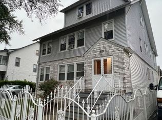 101 Ellington St, East Orange, NJ 07017