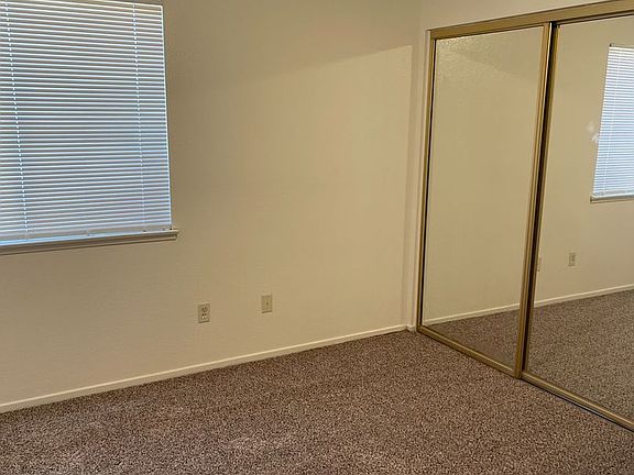 3rd image of 22174 Pahute Rd