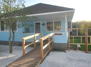 154 Ocean Rd, Ocean Beach, NY 11770