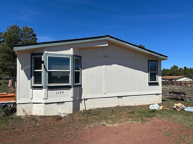 Building Photo - 1124 N Brooke Ave