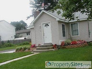 1st image of 44 Arlington Ave