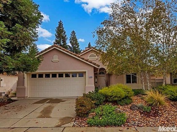 2nd image of 7209 Acorn Glen Loop